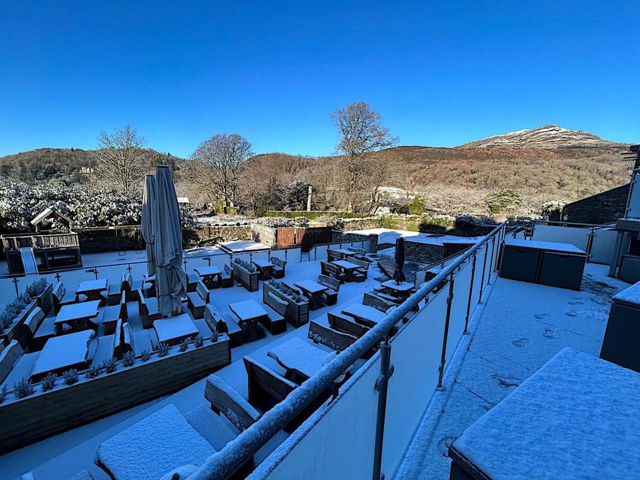 Grapes Hotel, Bar & Restaurant Snowdonia Nr Zip World Blaenau Ffestiniog Exterior foto